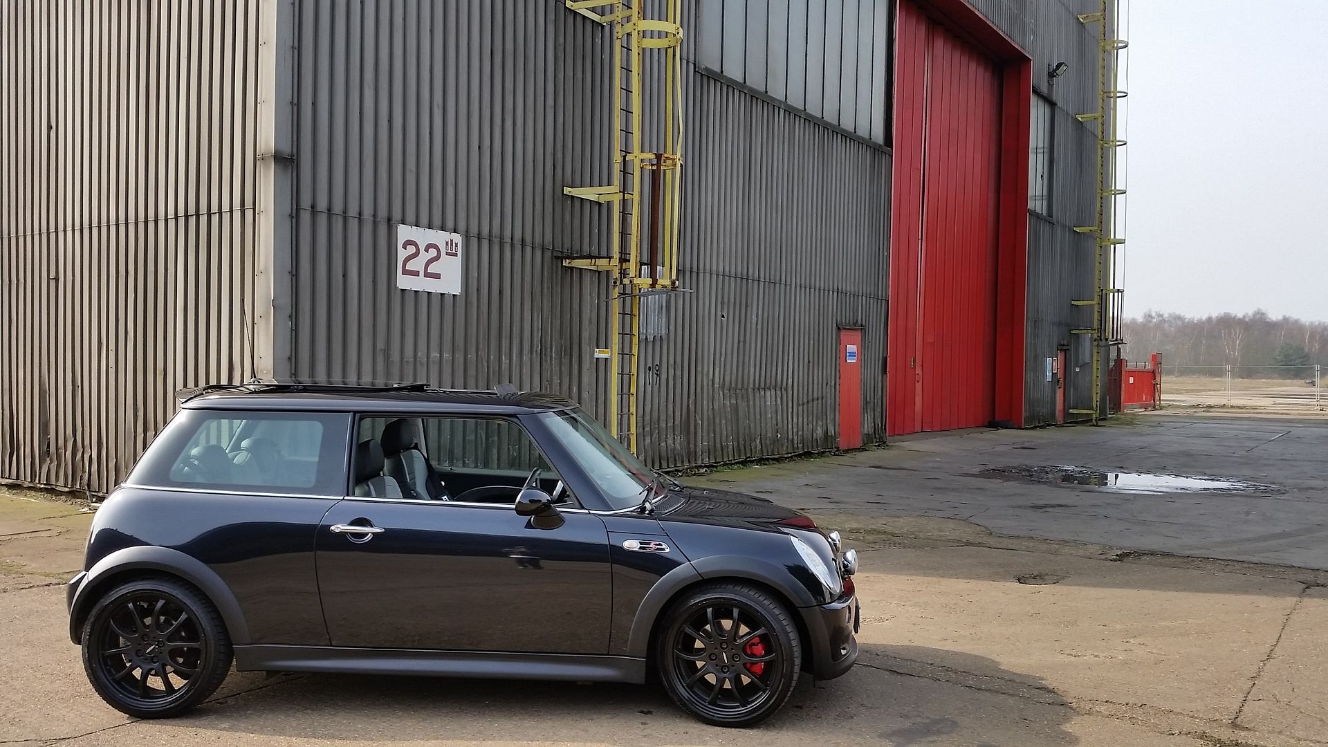 Astro Black 2006 R53 John Cooper Works