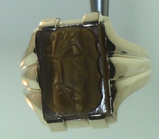 10k yellow gold mens tigers eye trojan ring gents 10.1g vintage estate 