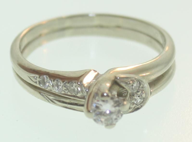 14k white gold .27 ct diamond engagement ring vintage  
